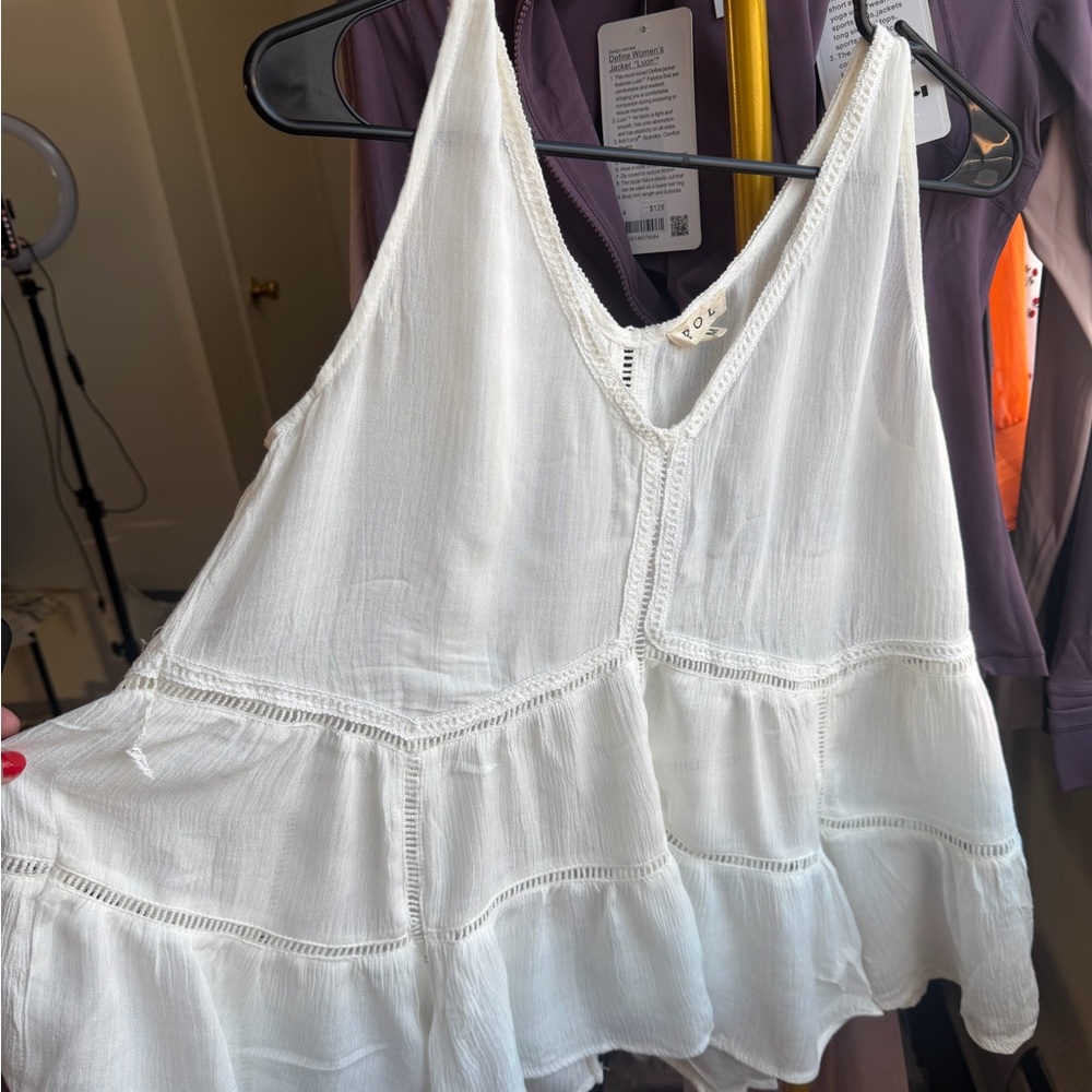 POL White Sleeveless Blouse